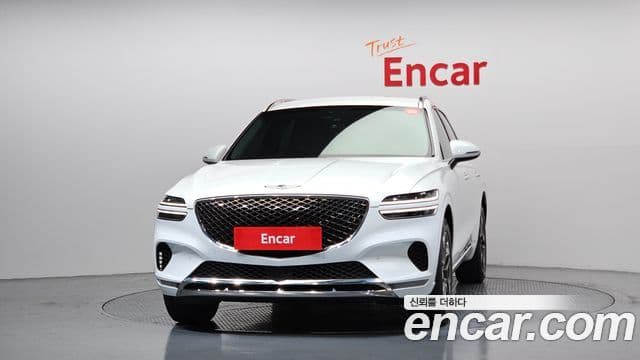 Genesis GV70, 2021 3