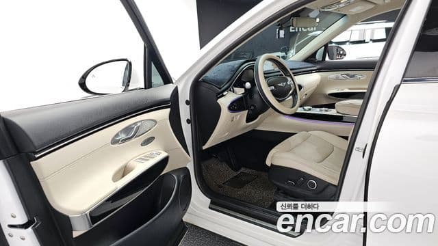 Genesis GV70, 2021 11