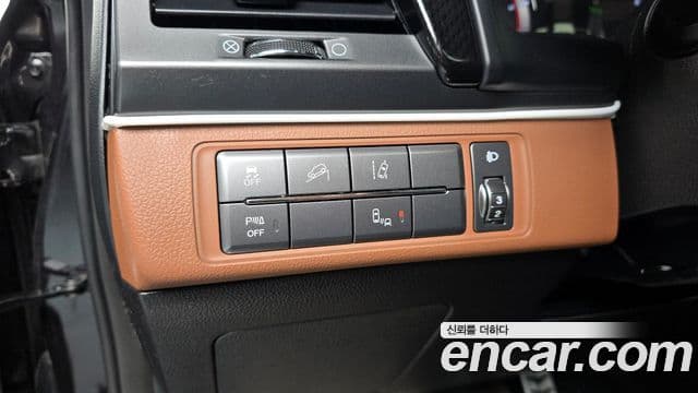 KG모빌리티(SsangYong) Rexton Sport 칸 Noblesse (5-Link), 2021 16