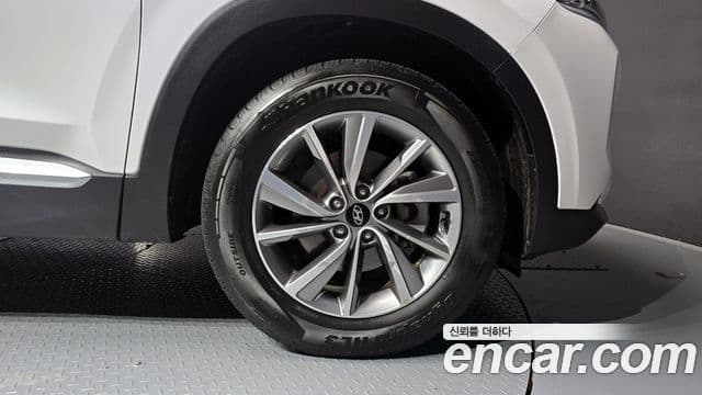 Hyundai Santa Fe TM Exclusive, 2020 все фото