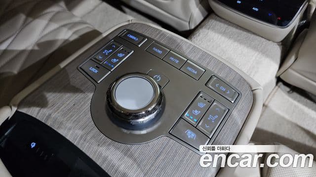 Genesis G80 (RG3) бензин 2.5 турбо AWD, 2025 19