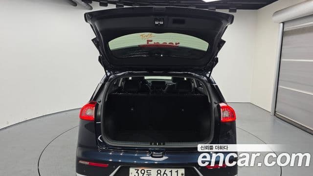 Kia Niro Prestige, 2018 20