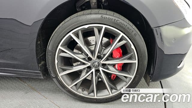 Maserati 기블리 3세대, 2022 все фото