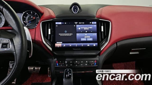 Maserati 기블리 3세대, 2022 15