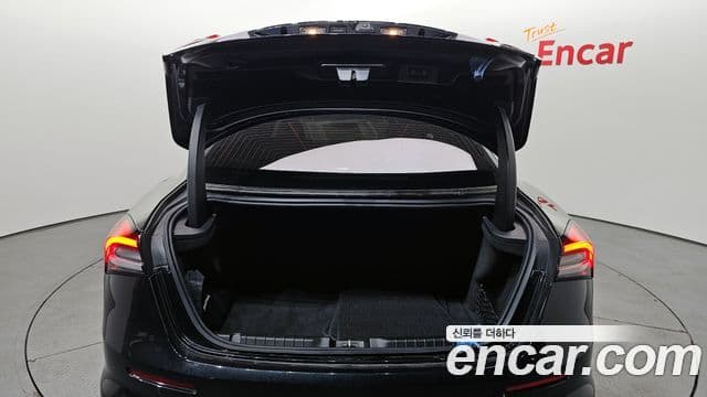 Maserati 기블리 3세대, 2022 20