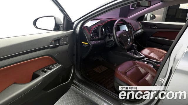 Hyundai Avante AD Premium, 2018 10