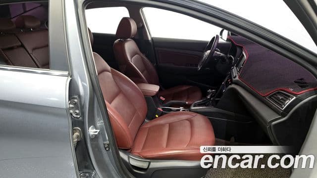 Hyundai Avante AD Premium, 2018 11