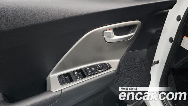 Kia Niro EV таксомоторный тип, 2022 16