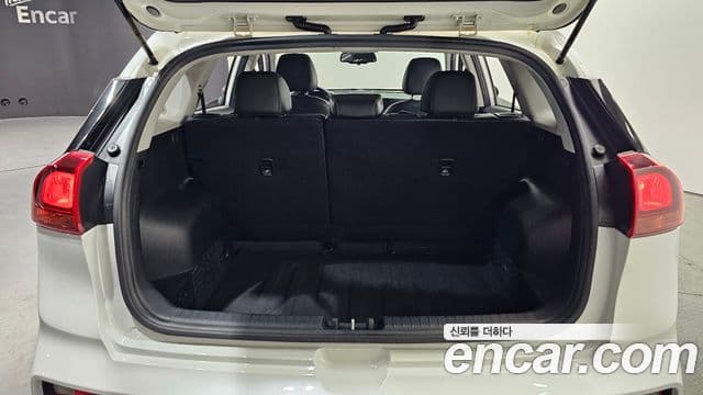 Kia Niro EV таксомоторный тип, 2022 20