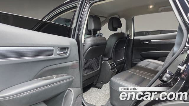 Renault Korea(Samsung) The / новый New QM6 2.0 GDe RE Signature 2WD, 2022 17