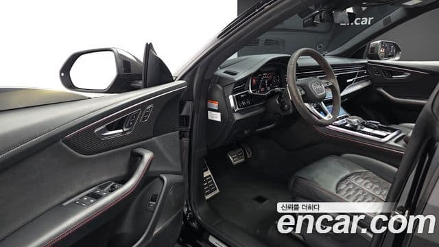 Audi RSQ8 (4M), 2023 11