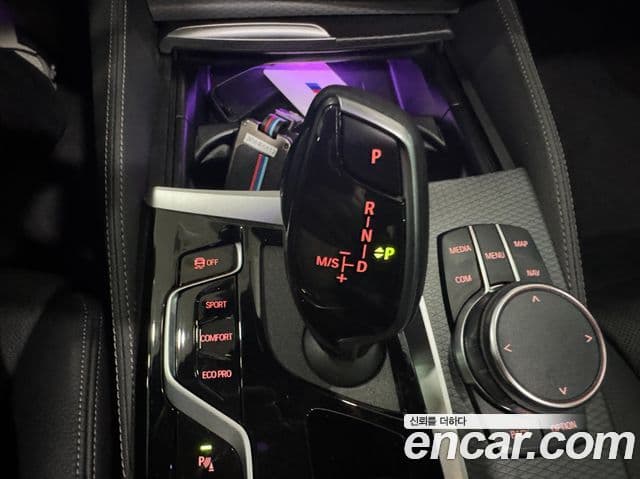 BMW 5시리즈 (G30) 520i M Sport, 2023 9