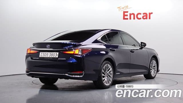 Lexus ES300h 7세대 Executive, 2022 2