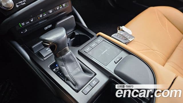 Lexus ES300h 7세대 Executive, 2022 9