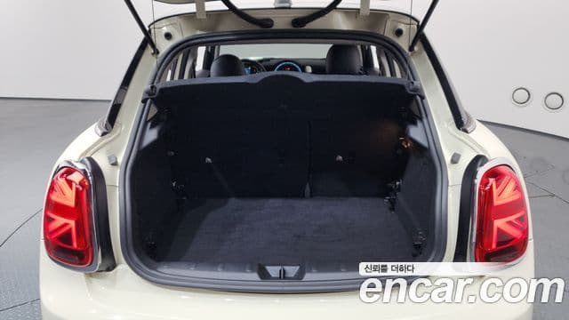 Mini Cooper 3세대, 2022 20