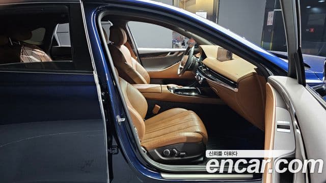 Genesis G80 (RG3) бензин 2.5 турбо 2WD, 2021 10