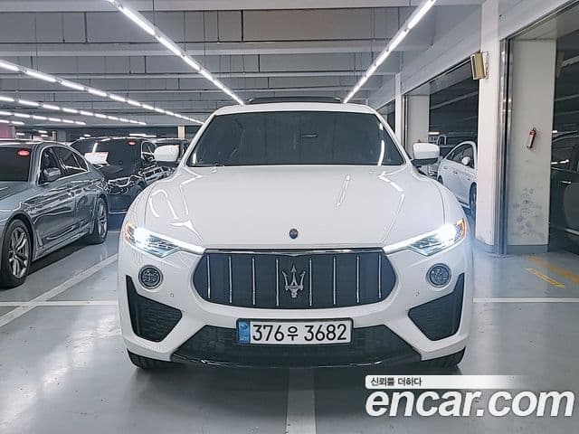 Maserati Levante 3.0 AWD GranSport, 2020 все фото