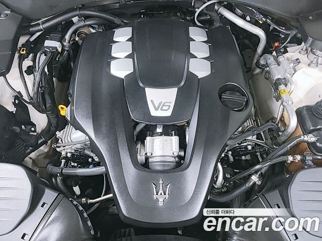 Maserati Levante 3.0 AWD GranSport, 2020 6