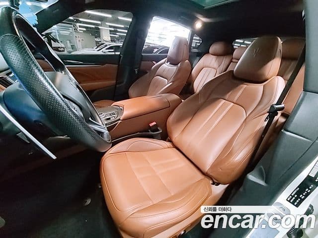 Maserati Levante 3.0 AWD GranSport, 2020 7