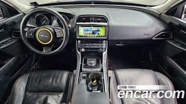 Jaguar XE 20d Prestige AWD, 2017 7