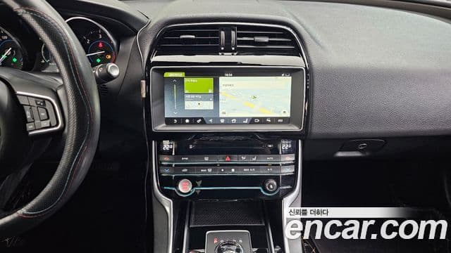 Jaguar XE 20d Prestige AWD, 2017 14