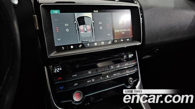 Jaguar XE 20d Prestige AWD, 2017 17