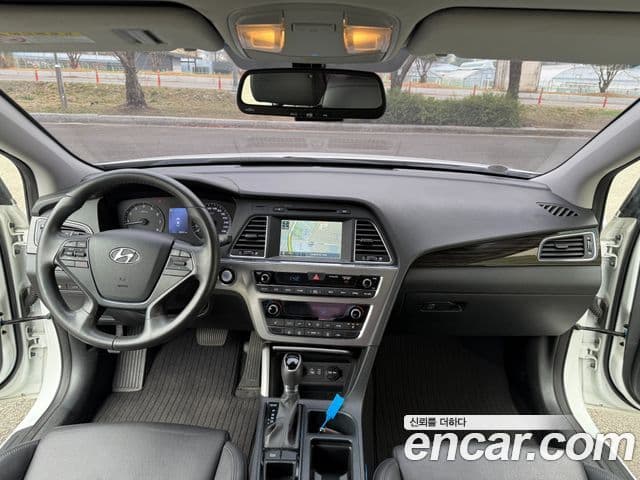Hyundai LF Sonata 2.0 Smart, 2016 11