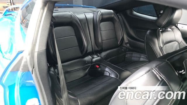 Ford Mustang купе, 2021 12