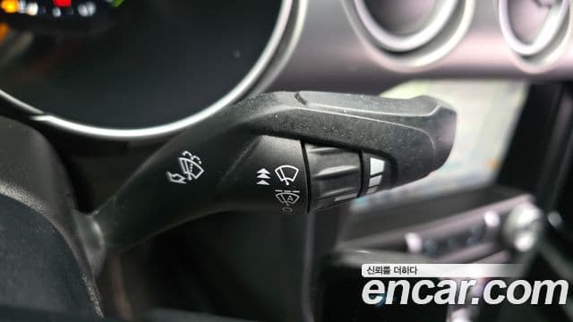 Ford Mustang купе, 2021 16