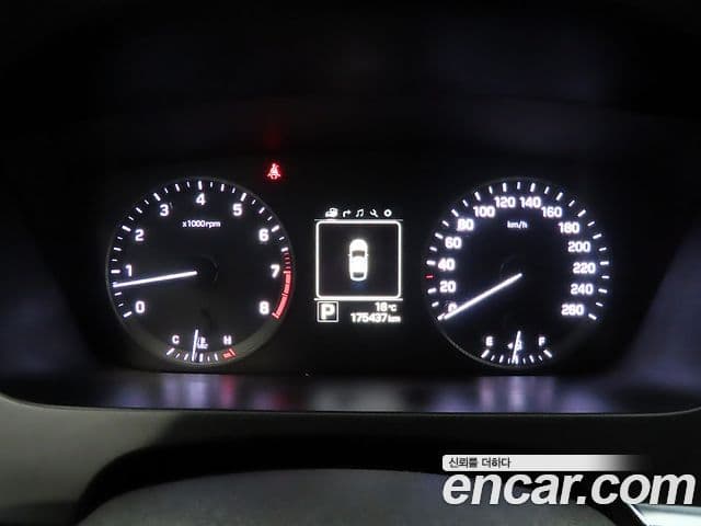 Hyundai LF Sonata 2.0 Smart, 2015 8