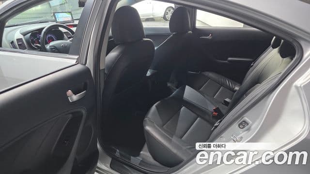 Kia K3 Luxury, 2015 11