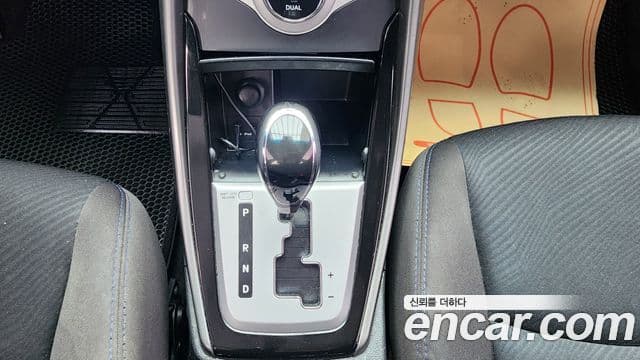 Hyundai Avante MD Premier, 2012 10