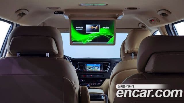 Kia All New Carnival VIP, 2017 19