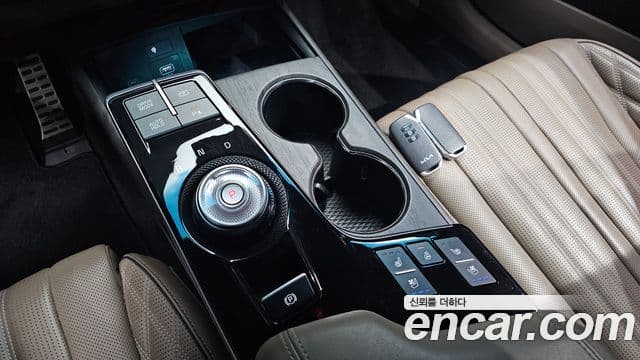 Kia K8 Signature, 2023 9