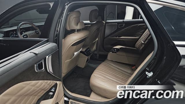 Kia K8 Signature, 2023 12