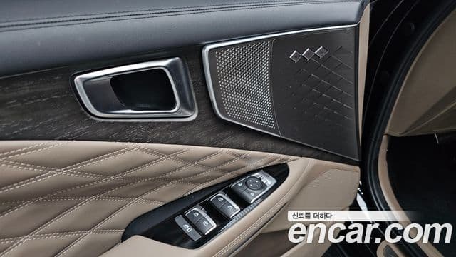 Kia K8 Signature, 2023 18