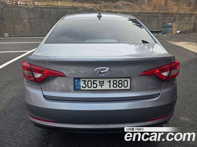 Hyundai LF Sonata Premium, 2015 2