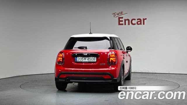 Mini Cooper 3세대, 2023 4