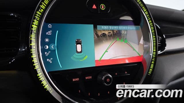 Mini Cooper 3세대, 2023 15