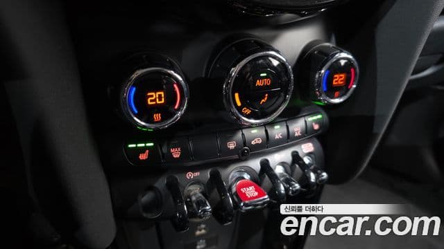 Mini Cooper 3세대, 2023 16