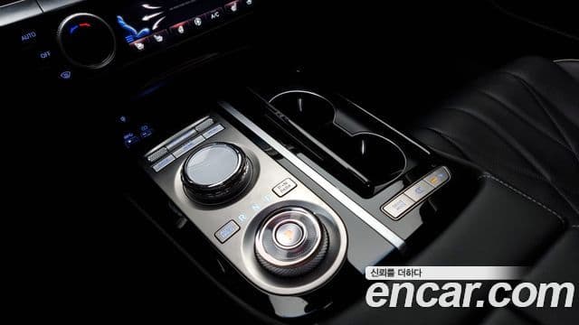 Genesis G80 (RG3) бензин 2.5 турбо AWD, 2023 9