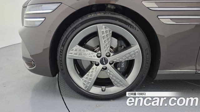 Genesis G80 (RG3) бензин 3.5 турбо AWD, 2025 все фото