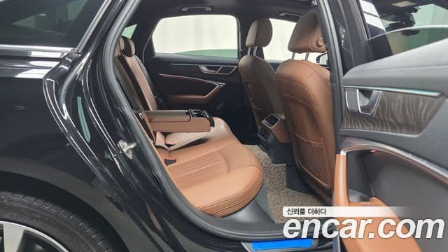 Audi A6 (C8) Premium, 2023 12