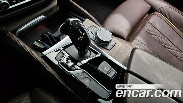 BMW 5시리즈 (G30) 520d xDrive M Sport Plus, 2020 9