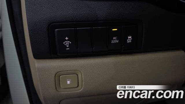 Kia All New Carnival President, 2016 13