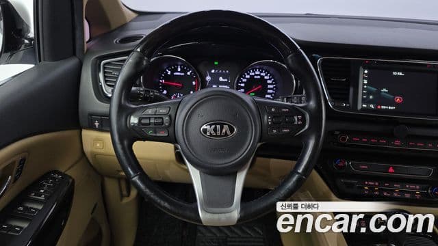 Kia All New Carnival President, 2016 14