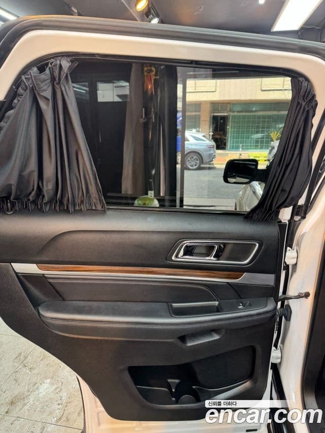 Ford Explorer 5세대, 2017 19