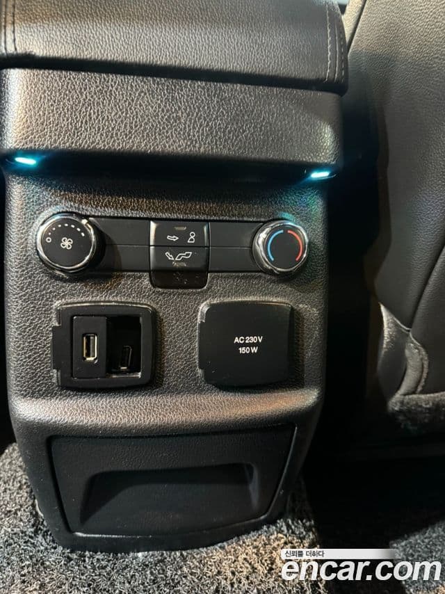 Ford Explorer 5세대, 2017 20