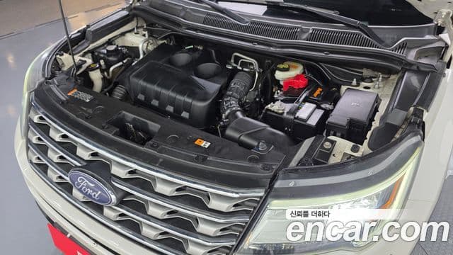 Ford Explorer 5세대, 2016 6