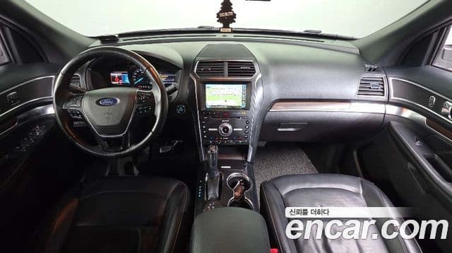 Ford Explorer 5세대, 2016 7